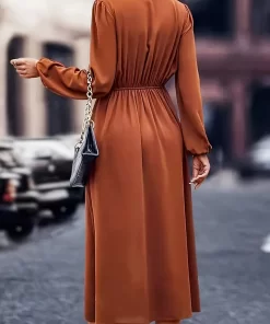 ⁦فستان SHEIN⁩ - الصورة ⁦2⁩
