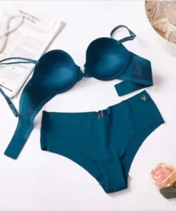 ⁦طقم داخلي اندر وبراه من فيكتوريا سيكريت | Victoria's Secret⁩ - الصورة ⁦7⁩